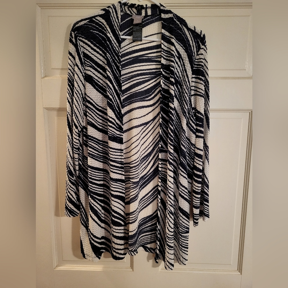 Cardigan - Picture 2 of 5